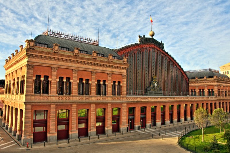 Estación de Madrid Atocha: contacto, teléfonos, historia y servicios